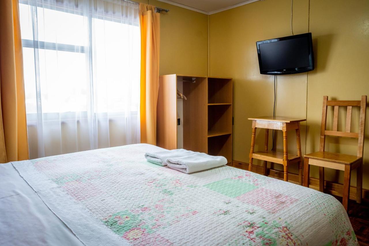 Casa Lucy Bed and Breakfast Puerto Natales Eksteriør billede