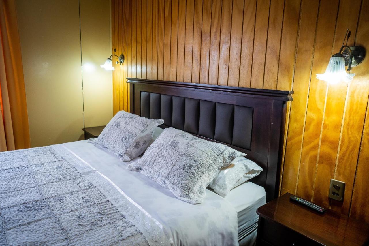 Casa Lucy Bed and Breakfast Puerto Natales Eksteriør billede